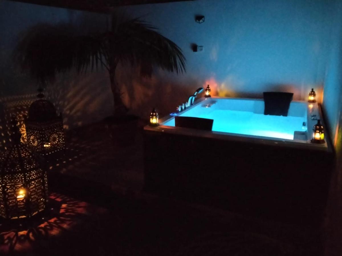 Villa Casa Blanca Luxury Spa Con Piscina Privada Y Jacuzzi Privado Chiclana de la Frontera Bagian luar foto